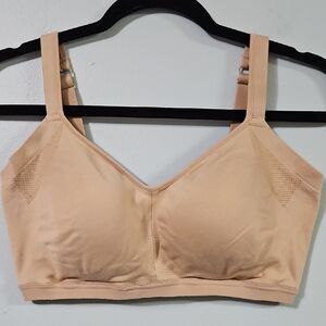 Warner's Soft Beige Women's Seamless Wireless Padded Bra Size XL